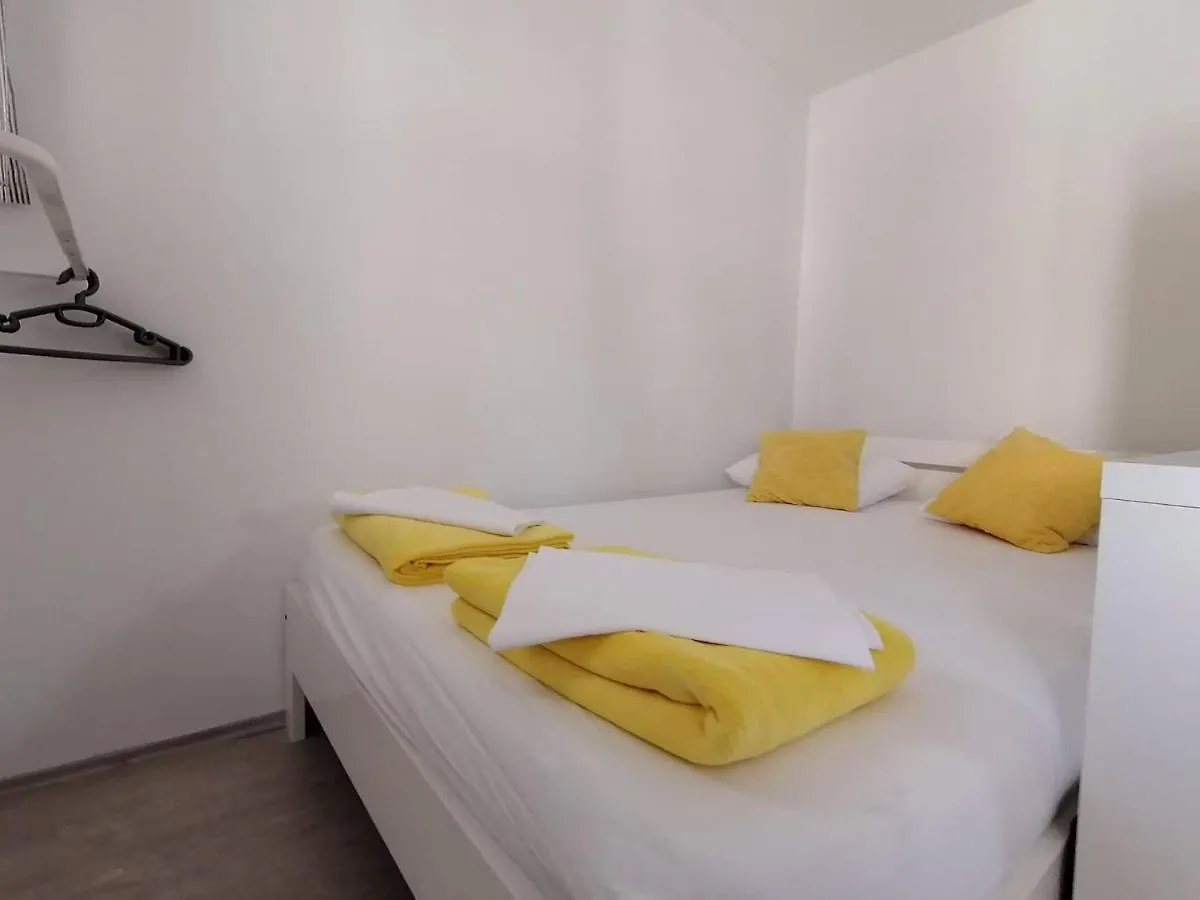Fjaka Camp Pakoštane Penzion
